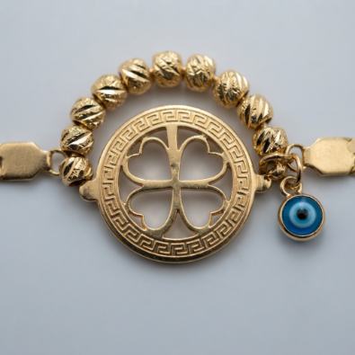 Greek Key Clover Medallion Bracelet Detail view