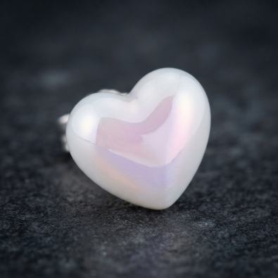 Heart Pearl Studs Detail view