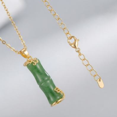 Green Bamboo Necklace Detail view